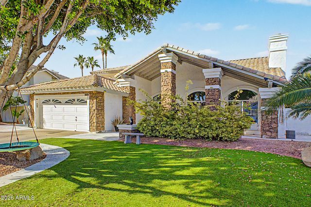 1734 E QUEEN PALM Drive, Gilbert, AZ 85234