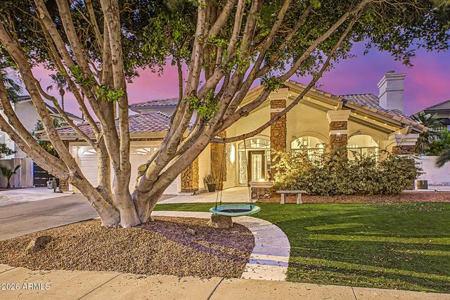 1734 E QUEEN PALM Drive, Gilbert, AZ 85234