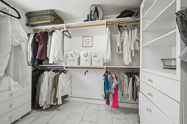 1734 E QUEEN PALM Drive, Gilbert, AZ 85234