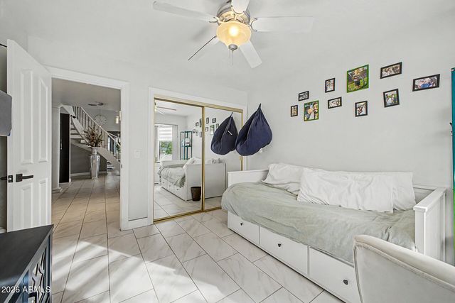 1734 E QUEEN PALM Drive, Gilbert, AZ 85234