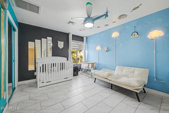 1734 E QUEEN PALM Drive, Gilbert, AZ 85234