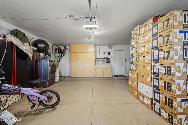 1734 E QUEEN PALM Drive, Gilbert, AZ 85234