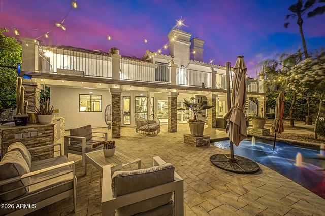 1734 E QUEEN PALM Drive, Gilbert, AZ 85234