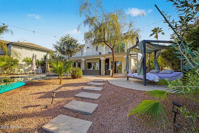 1734 E QUEEN PALM Drive, Gilbert, AZ 85234