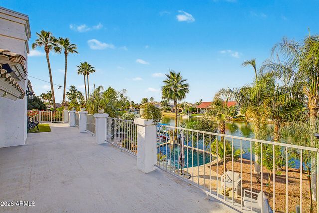 1734 E QUEEN PALM Drive, Gilbert, AZ 85234