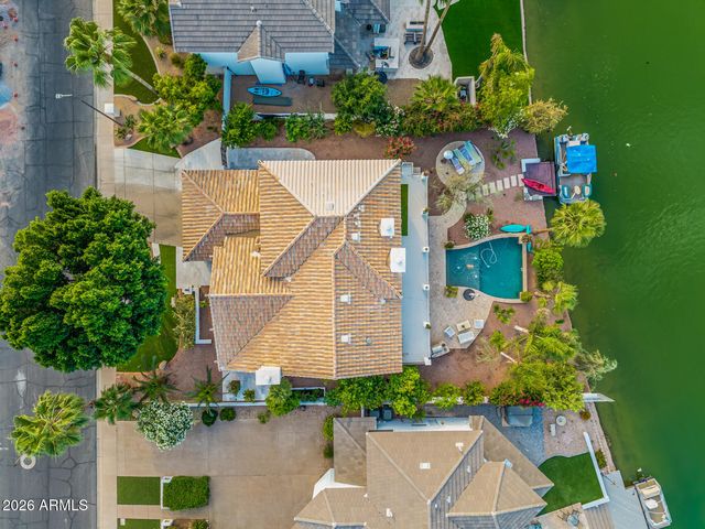 1734 E QUEEN PALM Drive, Gilbert, AZ 85234