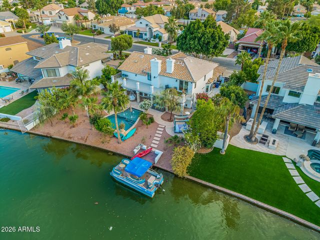 1734 E QUEEN PALM Drive, Gilbert, AZ 85234