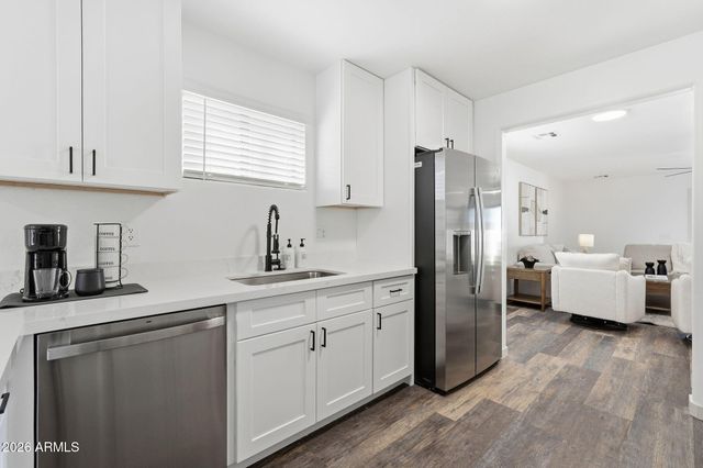 4318 E ROUSAY Drive, San Tan Valley, AZ 85140