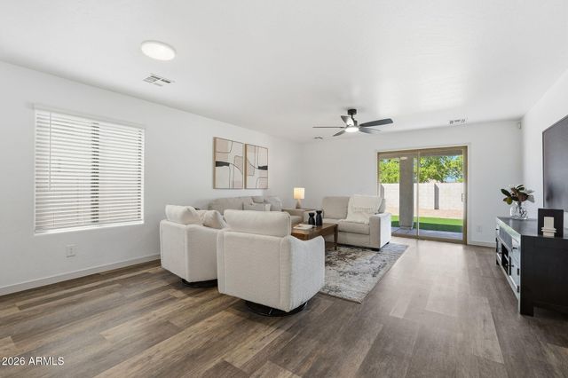 4318 E ROUSAY Drive, San Tan Valley, AZ 85140