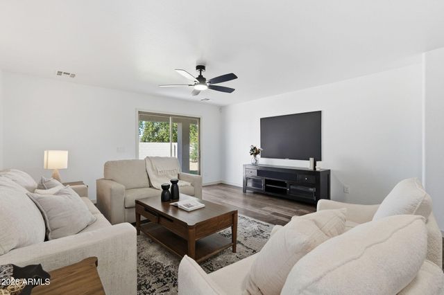 4318 E ROUSAY Drive, San Tan Valley, AZ 85140