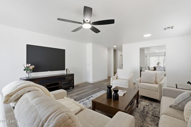 4318 E ROUSAY Drive, San Tan Valley, AZ 85140