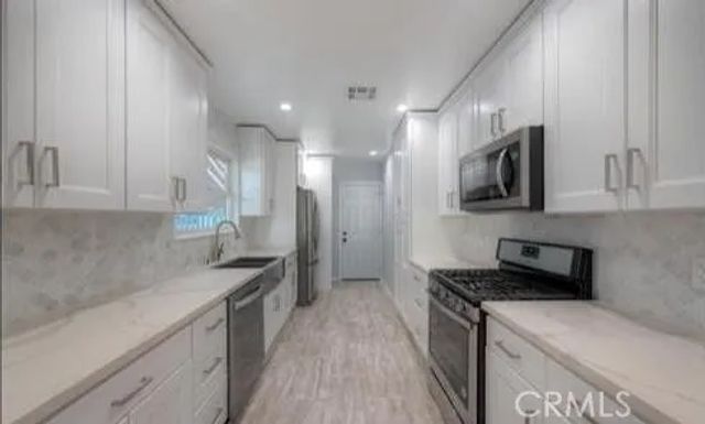 12332 Laurel Terrace Drive, Studio City, CA 91604