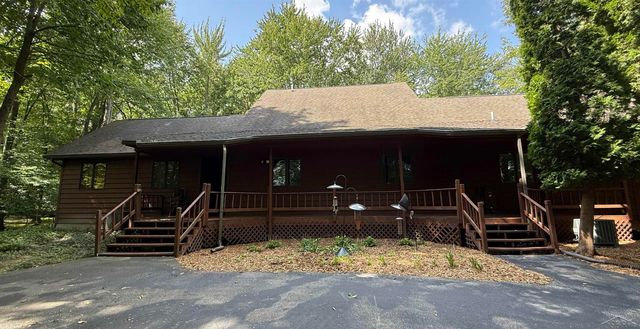 1825 N Miller Road, Saginaw, MI 48609