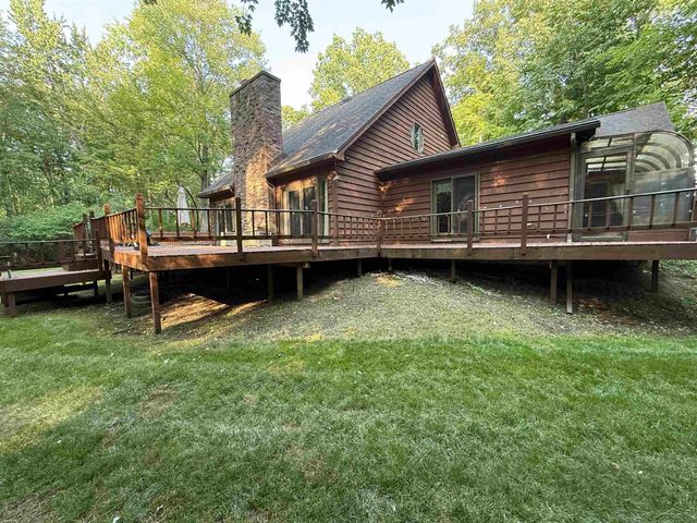 1825 N Miller Road, Saginaw, MI 48609