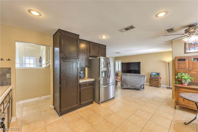 404 Pemberry Circle, Las Vegas, NV 89123