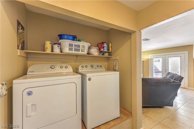 404 Pemberry Circle, Las Vegas, NV 89123