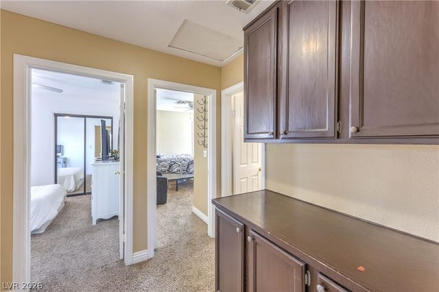 404 Pemberry Circle, Las Vegas, NV 89123