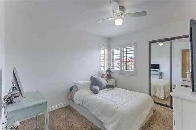 404 Pemberry Circle, Las Vegas, NV 89123