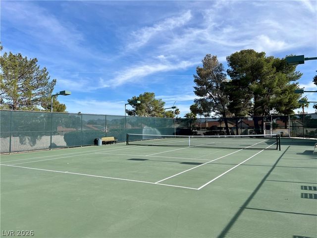 404 Pemberry Circle, Las Vegas, NV 89123