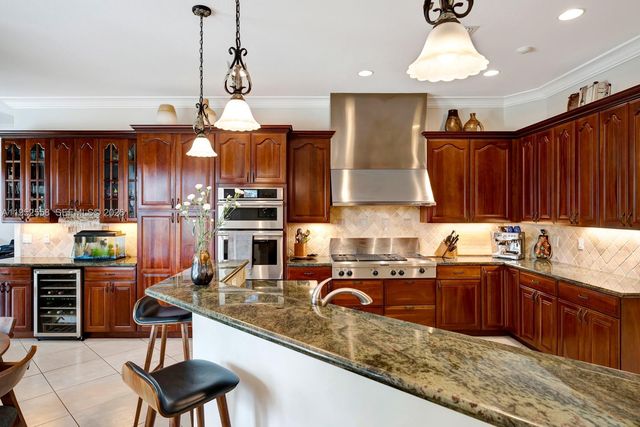 5240 Rosewood Ln, Vero Beach, FL 32966