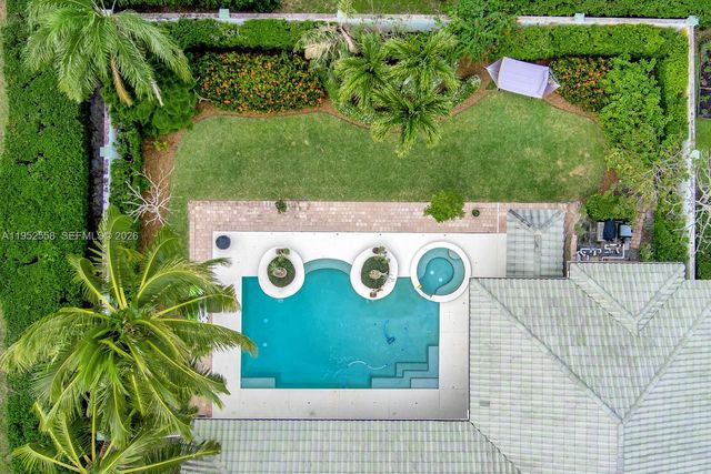 5240 Rosewood Ln, Vero Beach, FL 32966