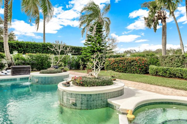 5240 Rosewood Ln, Vero Beach, FL 32966