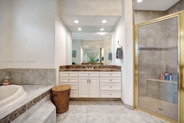 5240 Rosewood Ln, Vero Beach, FL 32966