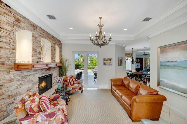 5240 Rosewood Ln, Vero Beach, FL 32966