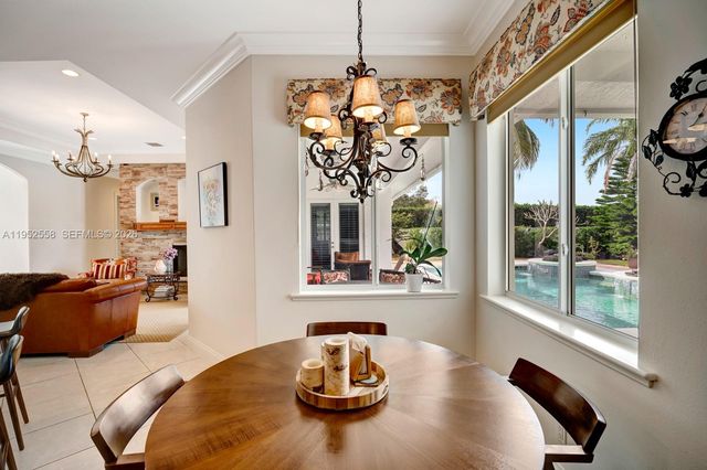 5240 Rosewood Ln, Vero Beach, FL 32966