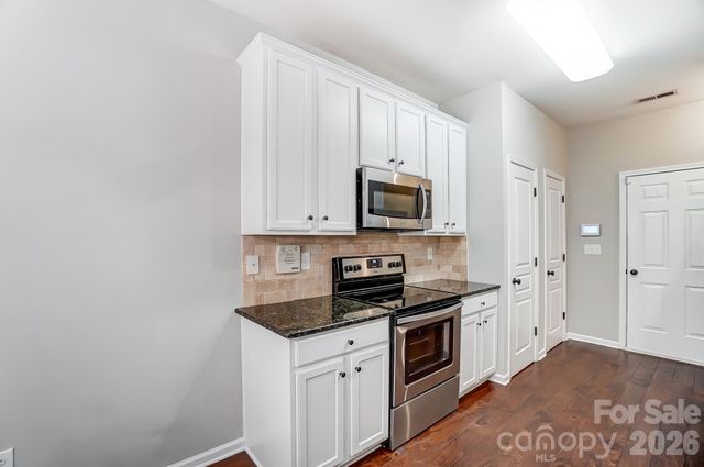 4914 Sunset Ridge Court, Charlotte, NC 28269