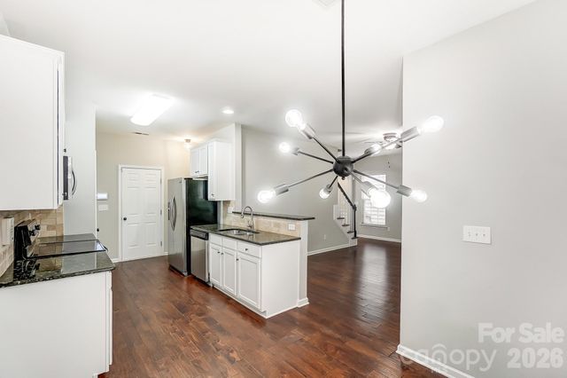 4914 Sunset Ridge Court, Charlotte, NC 28269