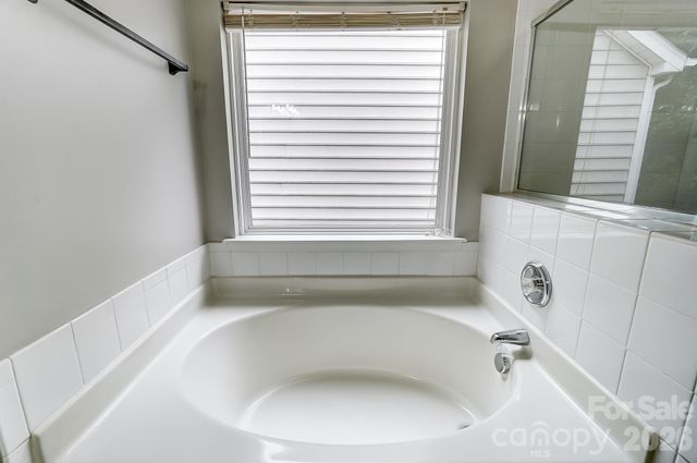 4914 Sunset Ridge Court, Charlotte, NC 28269