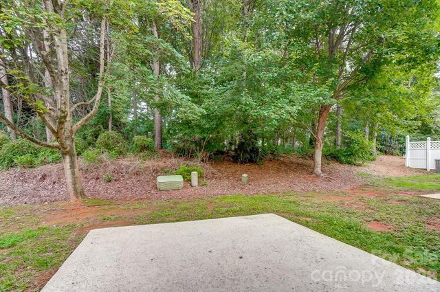 4914 Sunset Ridge Court, Charlotte, NC 28269