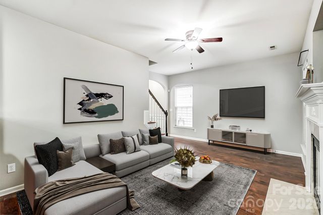 4914 Sunset Ridge Court, Charlotte, NC 28269