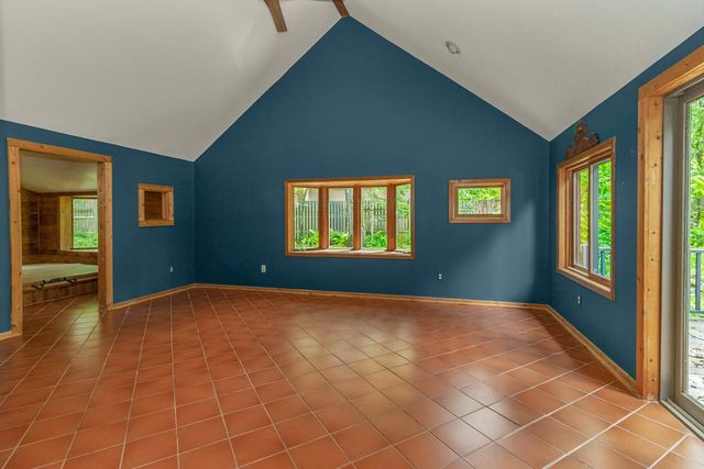 500 Robert Court, Mahtomedi, MN 55115