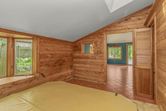 500 Robert Court, Mahtomedi, MN 55115