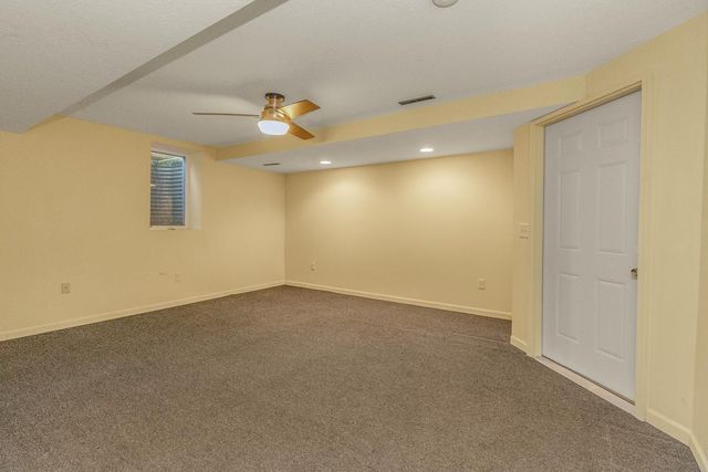 500 Robert Court, Mahtomedi, MN 55115