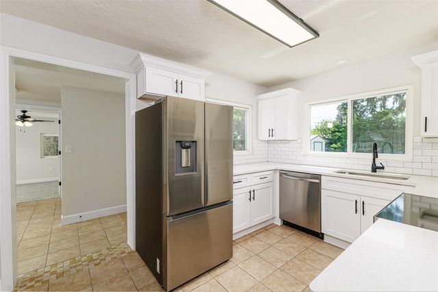 1470 CAROLINA AVENUE, Mulberry, FL 33860