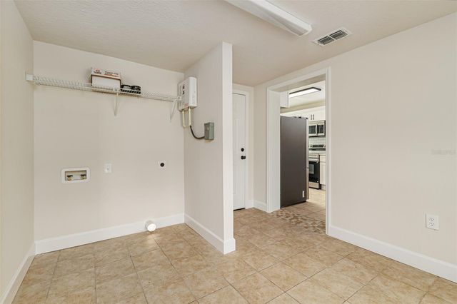 1470 CAROLINA AVENUE, Mulberry, FL 33860