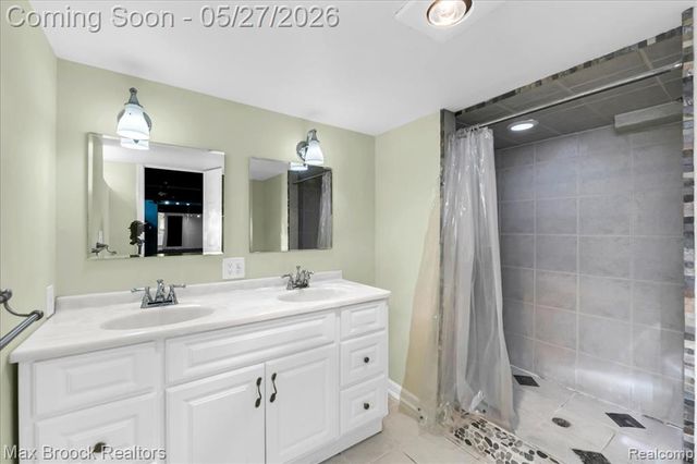 1311 Harvard Road, Berkley, MI 48072