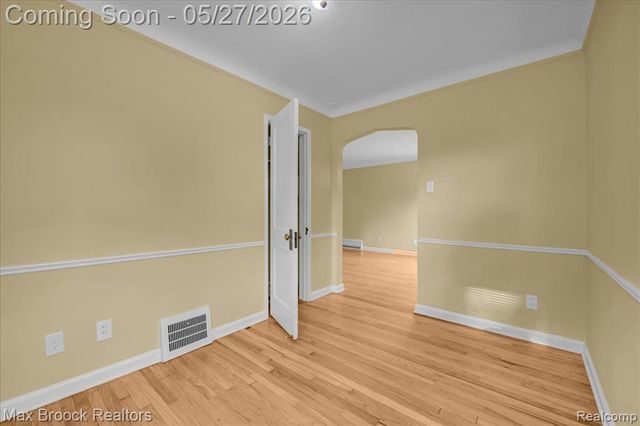1311 Harvard Road, Berkley, MI 48072