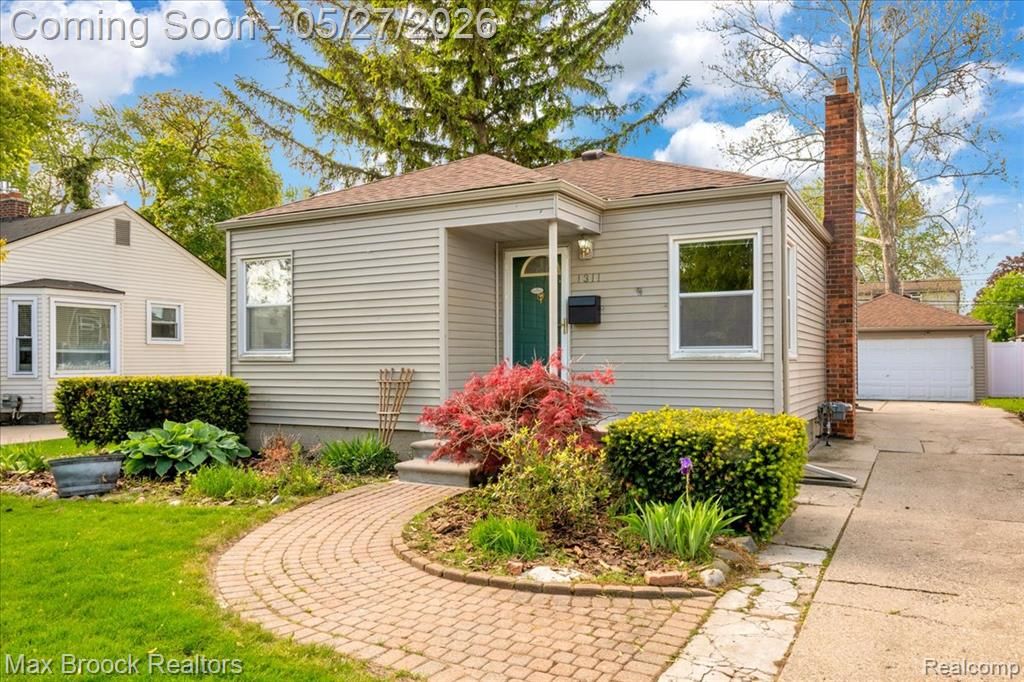 1311 Harvard Road, Berkley, MI 48072