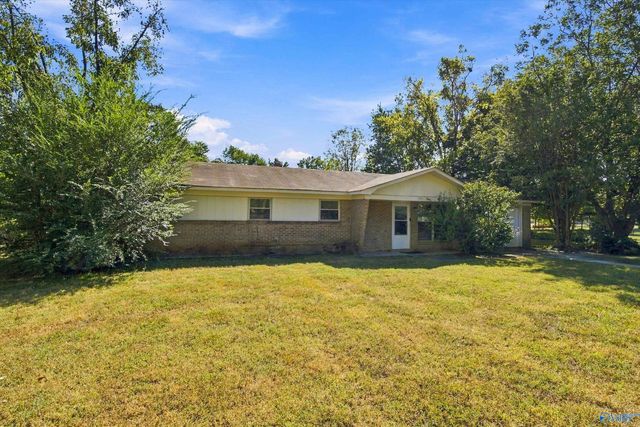 202 Plantation Drive, Meridianville, AL 35757