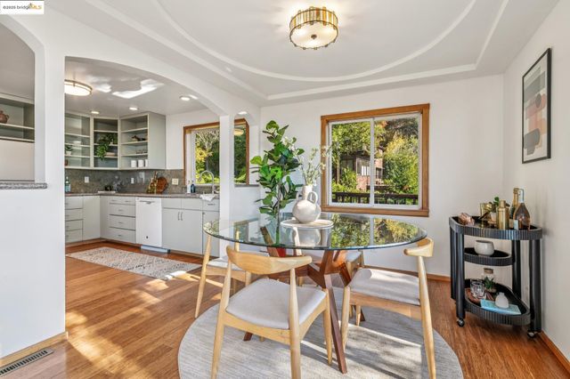 1005 Miller Ave, Berkeley, CA 94708