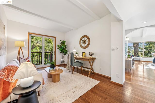 1005 Miller Ave, Berkeley, CA 94708