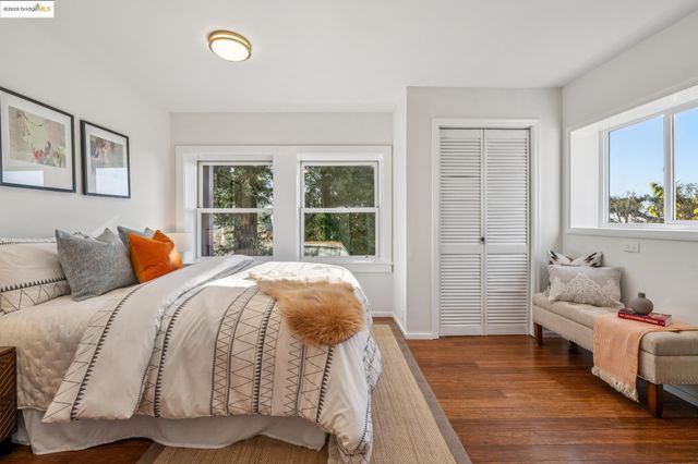 1005 Miller Ave, Berkeley, CA 94708