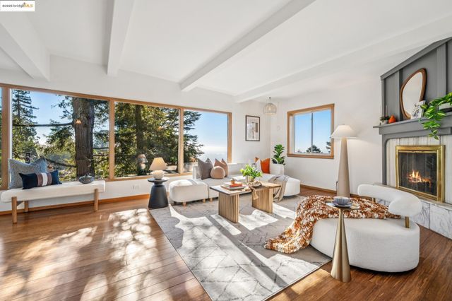 1005 Miller Ave, Berkeley, CA 94708