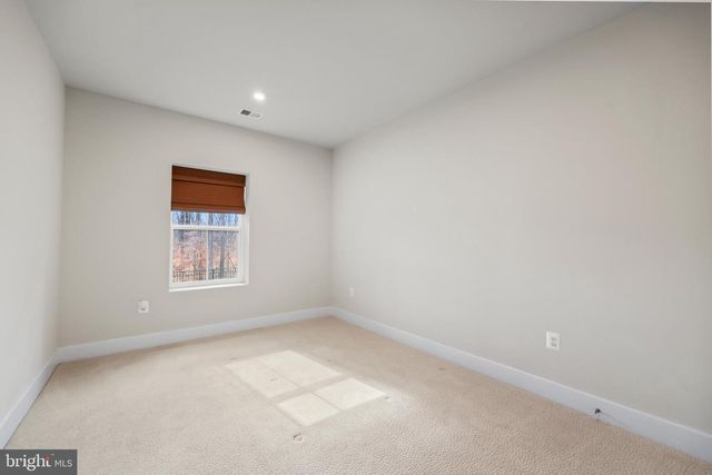 18126 MARSH PINE RD, Dumfries, VA 22026