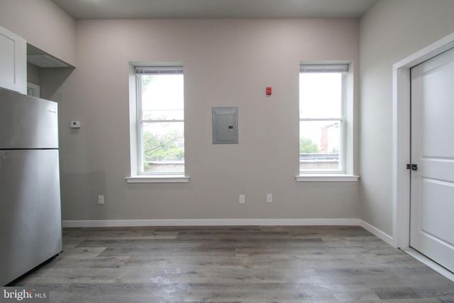 2002 CECIL B MOORE AVE, Philadelphia, PA 19121