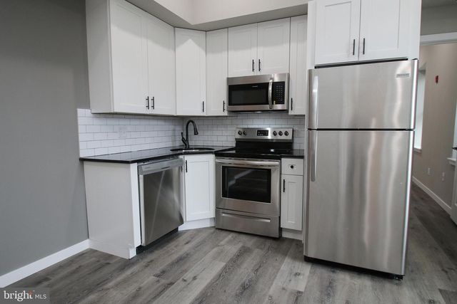 2002 CECIL B MOORE AVE, Philadelphia, PA 19121